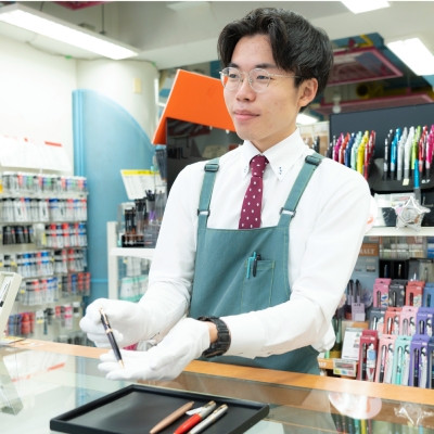 イケマンスタッフ